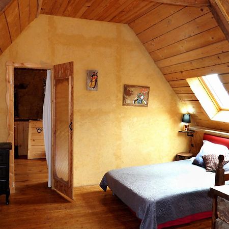 Les Gîtes du Couvent Alternatif, Bretagne Camlez Extérieur photo
